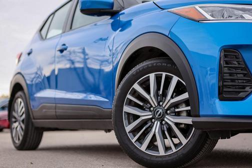 2024 Nissan Kicks SV