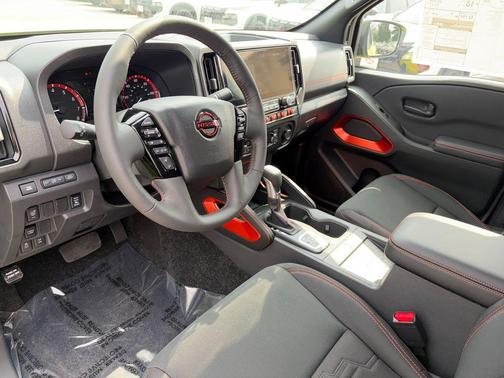 Citrus Strike 2026 Nissan Frontier PRO-4X