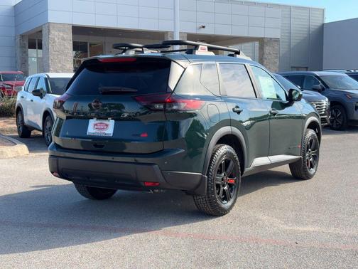 Obsidian Green 2026 Nissan Rogue Rock Creek