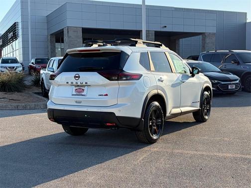 2026 Nissan Rogue Rock Creek