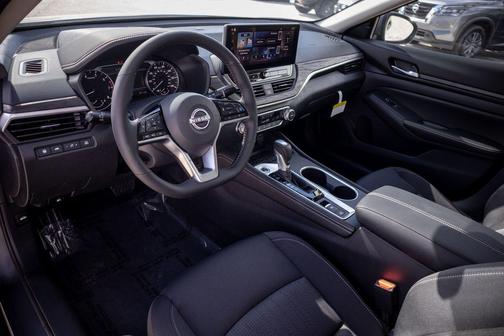 Gun Metallic 2025 Nissan Altima 2.5 SV