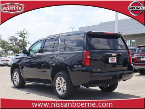 Photo 2 of 29 of 2020 Chevrolet Tahoe LT