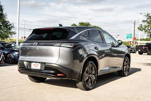 Gun Metallic 2026 Nissan Murano SV