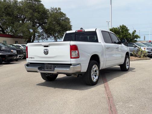 Bright White Clearcoat 2021 RAM 1500 Big Horn/Lone Star