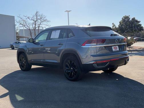 2022 Volkswagen Atlas Cross Sport 2.0T SE w/Technology