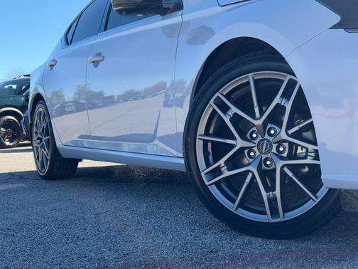 2024 Nissan Altima SR VC-Turbo FWD