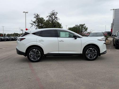 Everest White Pearl Tricoat 2026 Nissan Murano SV