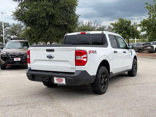 OXFORD WHITE 2022 Ford Maverick XLT