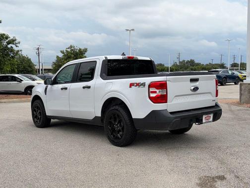 OXFORD WHITE 2022 Ford Maverick XLT