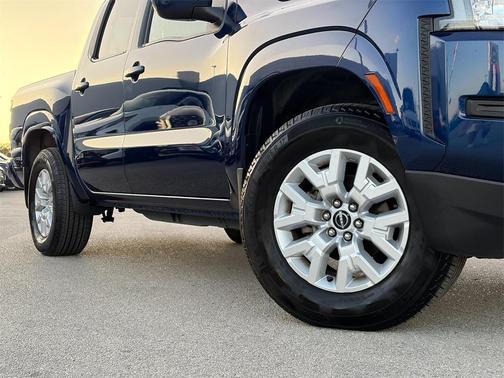 2022 Nissan Frontier SV