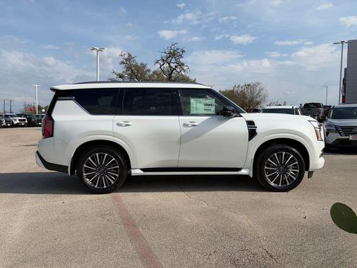 Everest White Pearl Tricoat 2026 Nissan Armada Platinum Reserve