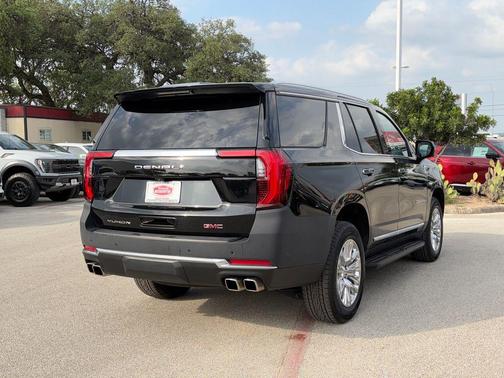 Onyx Black 2025 GMC Yukon Denali