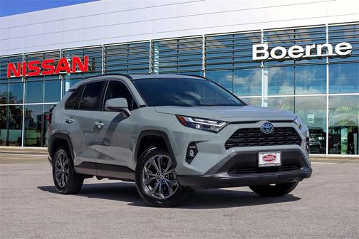2022 Toyota RAV4 Hybrid XLE Premium