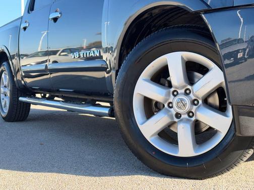 2015 Nissan Titan SL