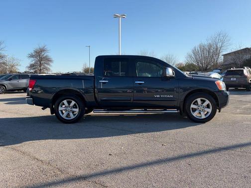 2015 Nissan Titan SL