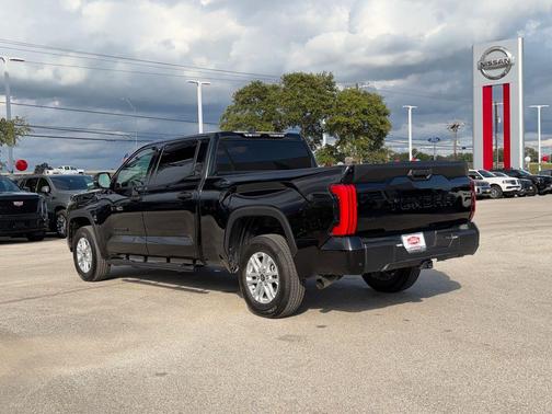 Midnight Black Metallic 2024 Toyota Tundra SR5
