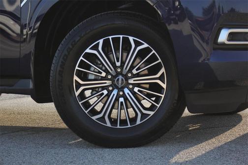 2025 Nissan Armada Platinum 4WD