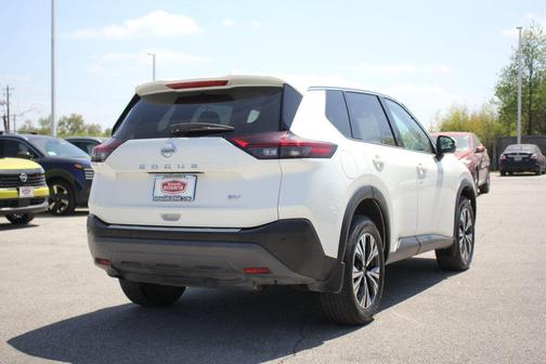 2021 Nissan Rogue SV