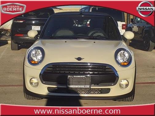 Photo 2 of 32 of 2019 MINI Convertible Cooper