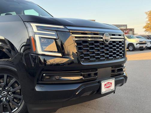 2026 Nissan Armada SV