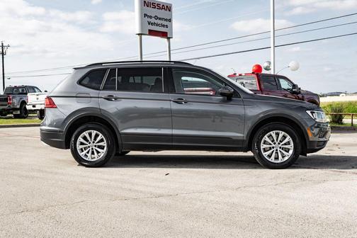 Platinum Gray Metallic 2020 Volkswagen Tiguan 2.0T S
