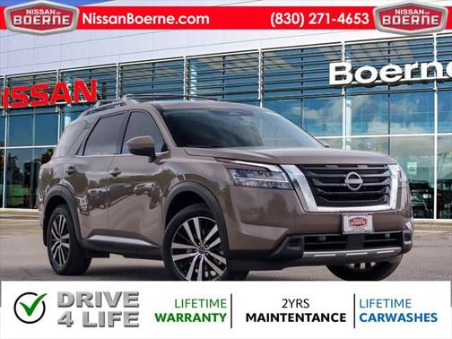 2024 Nissan Pathfinder Platinum FWD