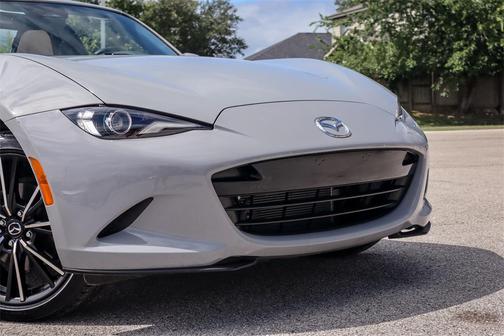2024 Mazda MX-5 Miata RF Grand Touring