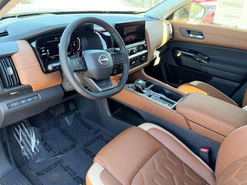 Gun Metallic 2026 Nissan Pathfinder Platinum