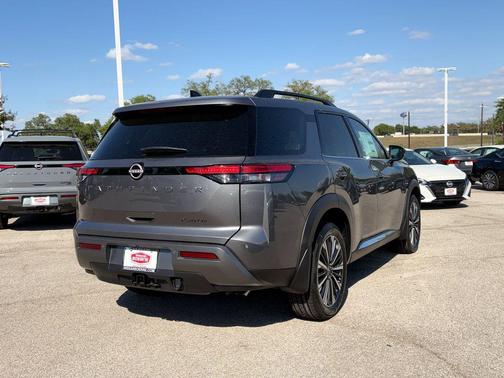 Gun Metallic 2026 Nissan Pathfinder Platinum