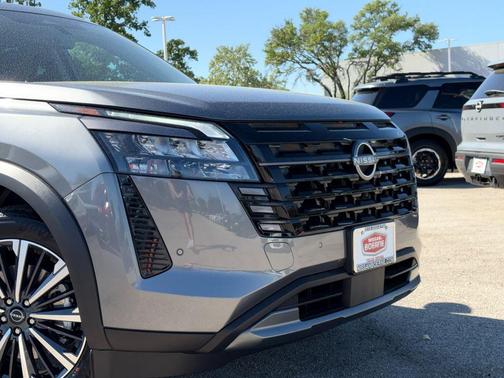 Gun Metallic 2026 Nissan Pathfinder Platinum