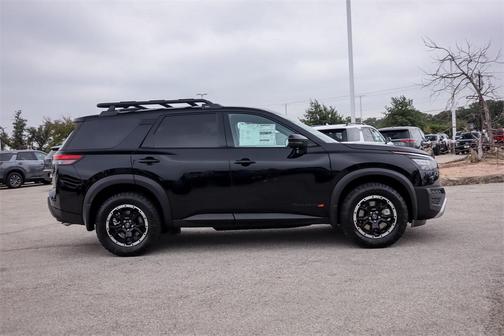 2025 Nissan Pathfinder Rock Creek 4WD