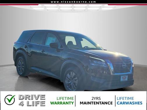 2025 Nissan Pathfinder S FWD