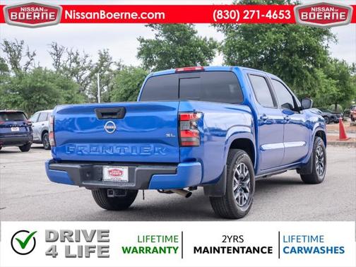2024 Nissan Frontier SL