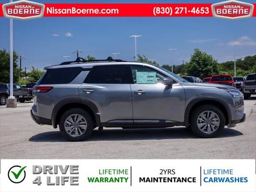 2025 Nissan Pathfinder SV FWD