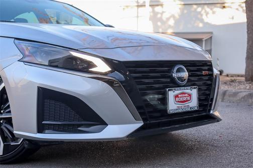 2023 Nissan Altima SR FWD