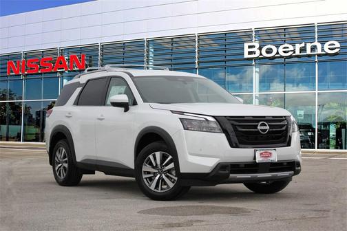 2025 Nissan Pathfinder SL 4WD
