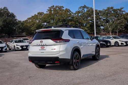 2025 Nissan Rogue Rock Creek