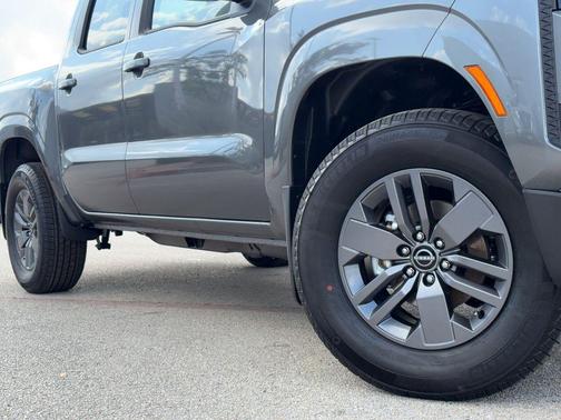Gun Metallic 2026 Nissan Frontier SV