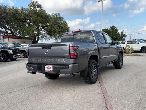 Gun Metallic 2026 Nissan Frontier SV
