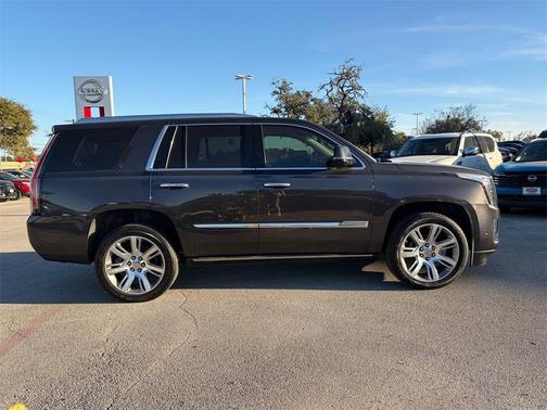 2017 Cadillac Escalade Premium Luxury