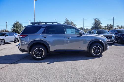 2025 Nissan Pathfinder Rock Creek 4WD