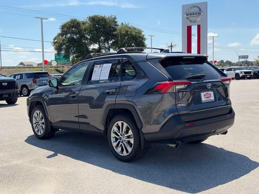 Magnetic Gray Metallic 2021 Toyota RAV4 XLE Premium
