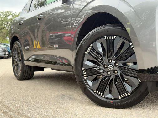 Gun Metallic 2026 Nissan Murano Platinum