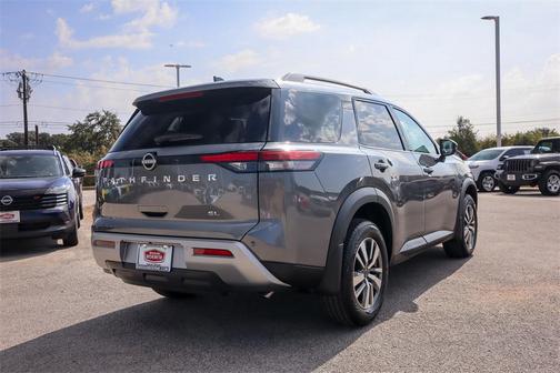 2025 Nissan Pathfinder Rock Creek 4WD