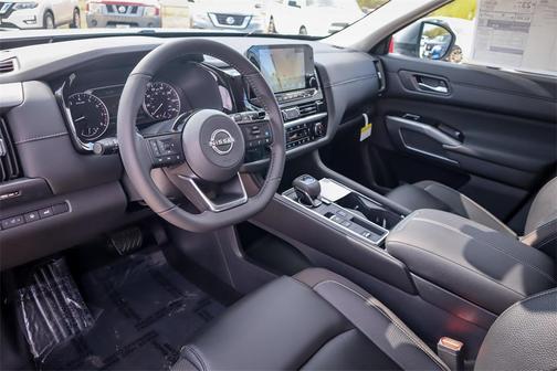 2025 Nissan Pathfinder Rock Creek 4WD