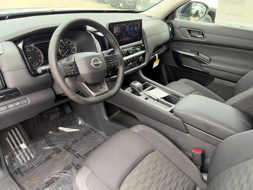 Gun Metallic 2026 Nissan Pathfinder SV