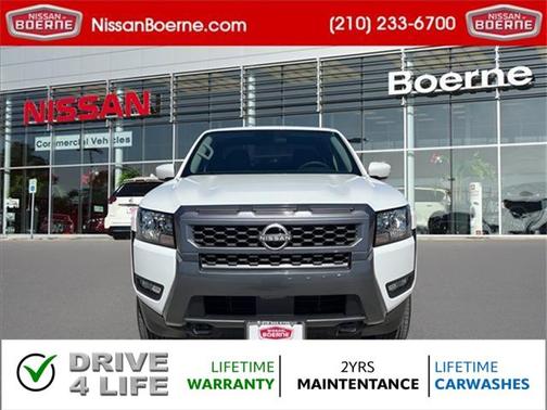 2025 Nissan Frontier SV