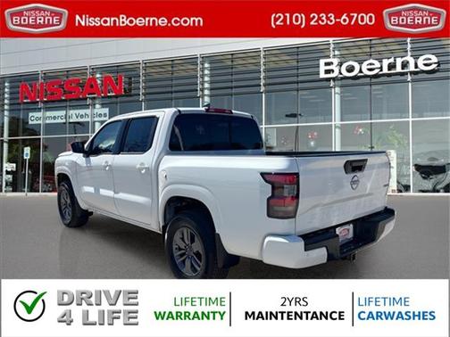 2025 Nissan Frontier SV