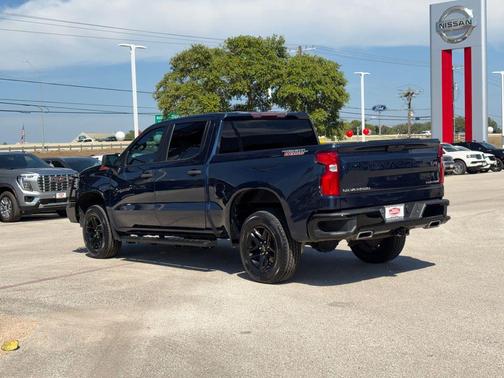 Blue Metallic 2021 Chevrolet Silverado 1500 Custom Trail Boss