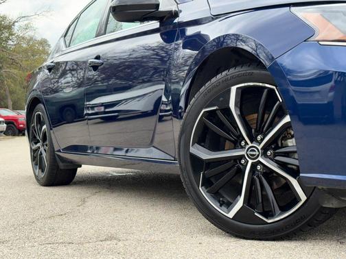 2024 Nissan Altima SR FWD